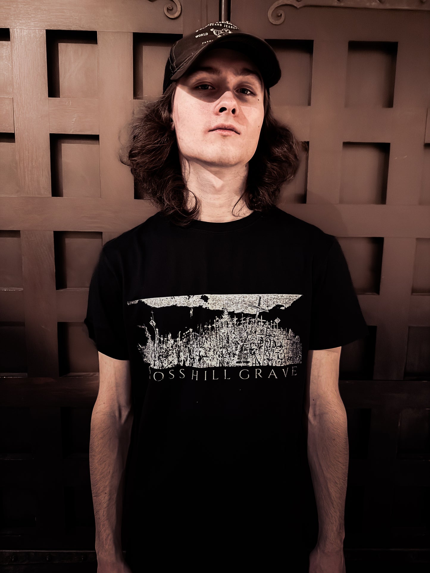 CROSS HILL GRAVE TEE